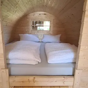Luxuszelt Schlaffass Mit Wellness In Alter Scheune, Seinsheim